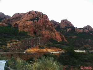 Bergmassiv bei Anthéor Cap Roux