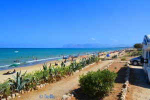 Beach of Alcamo Marina – Golfo di Castellammare am Sonntagvormittag Mitte September 2014