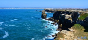 Parking in Papoa - Peniche - Reserva Natural das Berlengas, Portugal – Mai 2015