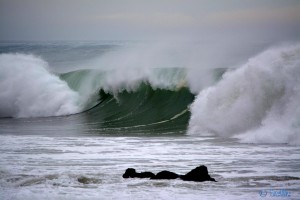 Strong Waves at the Coast near Sidi Boulfdail - Marokko