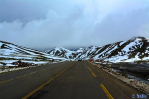 ...es wird dunkel! Kurz nach dem Pass Tizi-n-Tichka - N9 - Hoher Atlas - Marokko