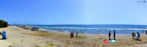 Busy Beach between Torre de la Sal und Marina D'Or - Oropesa – Spain