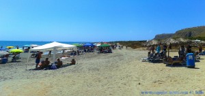 ...es ist schon voll am Playa la Ermita – Spain