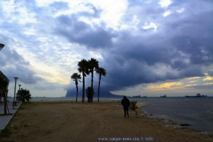 My View today – Gibraltar mit seiner typischen Wolke!