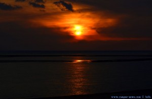Zwei Sonnen! Sunset at Playa de El Portil – Spain → 18:30:19