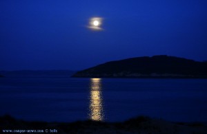 Mondaufgang am Praia de Bares – Spain