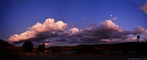 Abendstimmung am El Lago de Pareja mit Halbmond - Pareja – Spain