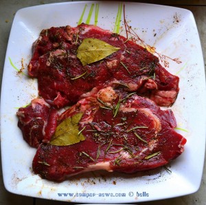 Diese Steaks wandern gleich auf die Grillpfanne am Platja del Carabassí - Spain