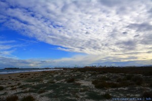 Weit weg unser Camper am Playa de Torre Derribada - San Pedro del Pinatar - Spain