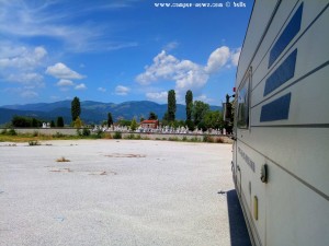 Lunch at the Cemetery near Limní Hamaditis