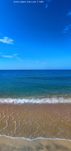 Wieder kristallklares Wasser am Tristínika Beach – Greece
