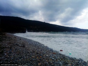 Grosse Wellen heute am Diros Beach – Greece
