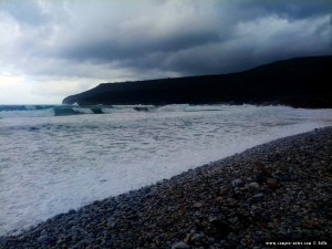 Grosse Wellen heute am Diros Beach – Greece