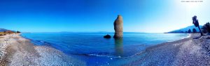 Was dieser Torre wohl zu erzählen hätte? Cheronisi Beach – Greece