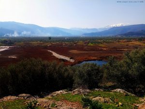 Der mysteriöse Fluss - Aussicht von dem kleinen Berg - Cheronisi Beach – Greece