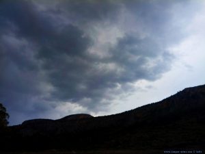 Herzwolke am Karathona Beach - Greece