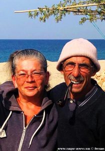 belle und Baffo am Kanali Beach – Greece