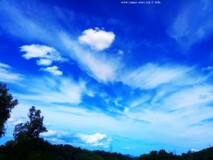 Interessanter Himmel in Loutra Thermopilon - Greece