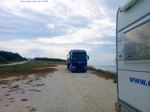 Der mysteriöse Truck am Krioneri Beach - Greece